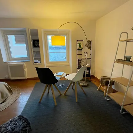 Seaview Simple Auto-checking * Elanchove